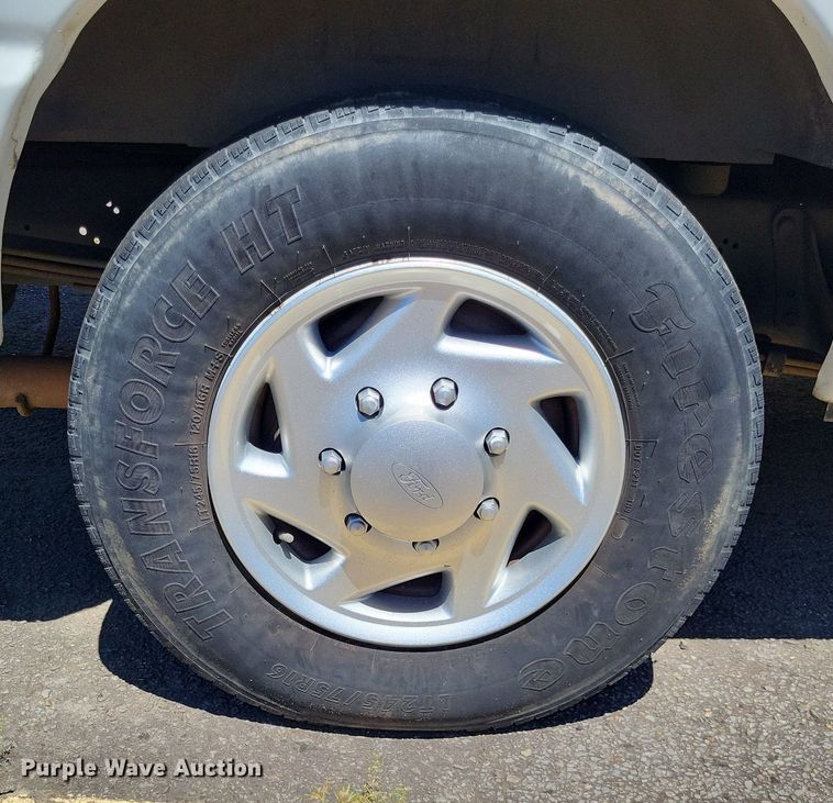 image for item DP5223 2011 Ford  E350 Super Duty  handicap accessible van