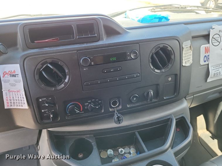 image for item DP5224 2014 Ford E350 Super Duty van