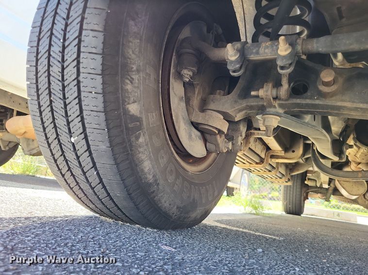 image for item DP5224 2014 Ford E350 Super Duty van