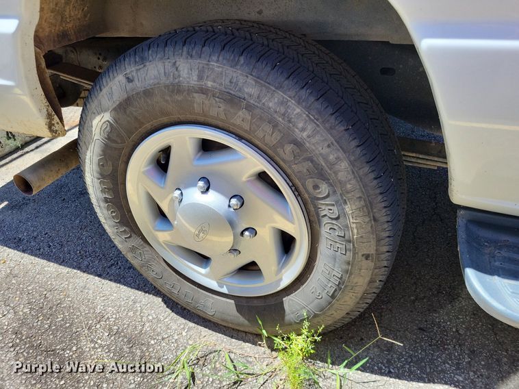 image for item DP5224 2014 Ford E350 Super Duty van