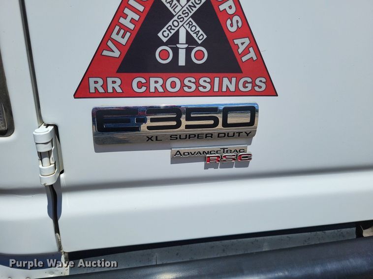 image for item DP5224 2014 Ford E350 Super Duty van