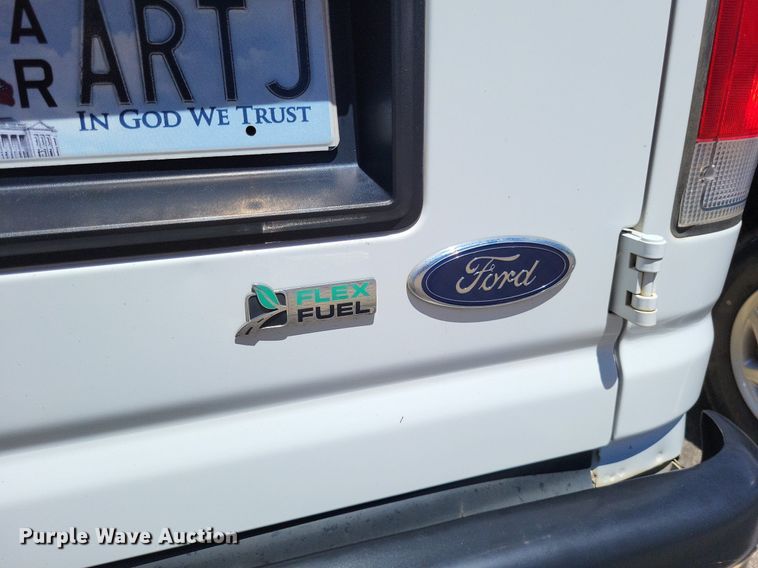 image for item DP5224 2014 Ford E350 Super Duty van