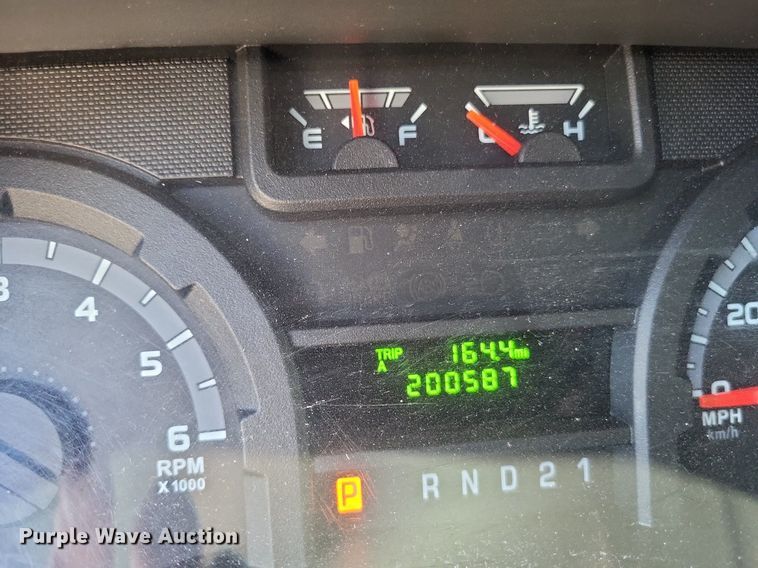 image for item DP5224 2014 Ford E350 Super Duty van