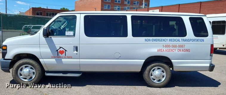 image for item DP5225 2014 Ford E350 Super Duty van