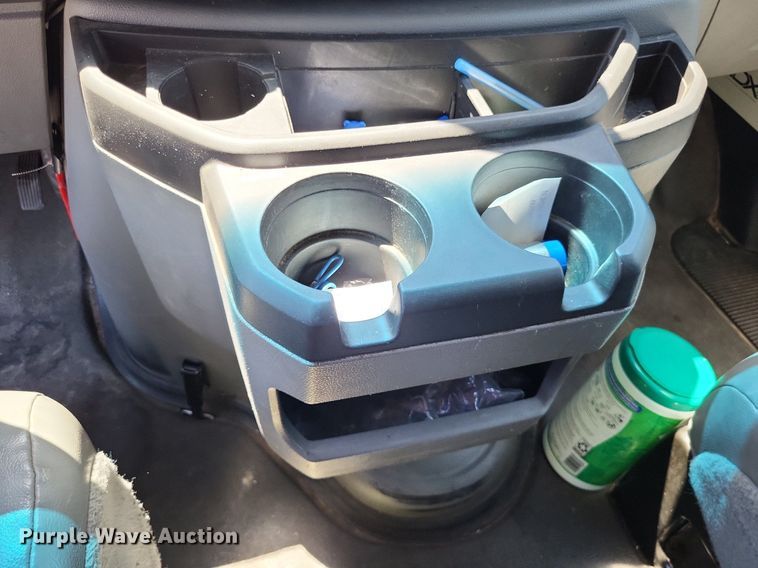 image for item DP5225 2014 Ford E350 Super Duty van