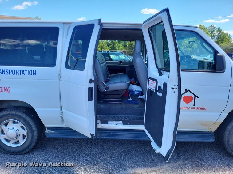 image for item DP5225 2014 Ford E350 Super Duty van