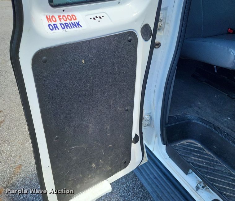 image for item DP5225 2014 Ford E350 Super Duty van