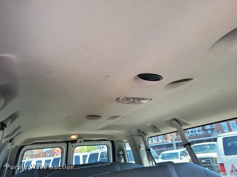 image for item DP5225 2014 Ford E350 Super Duty van