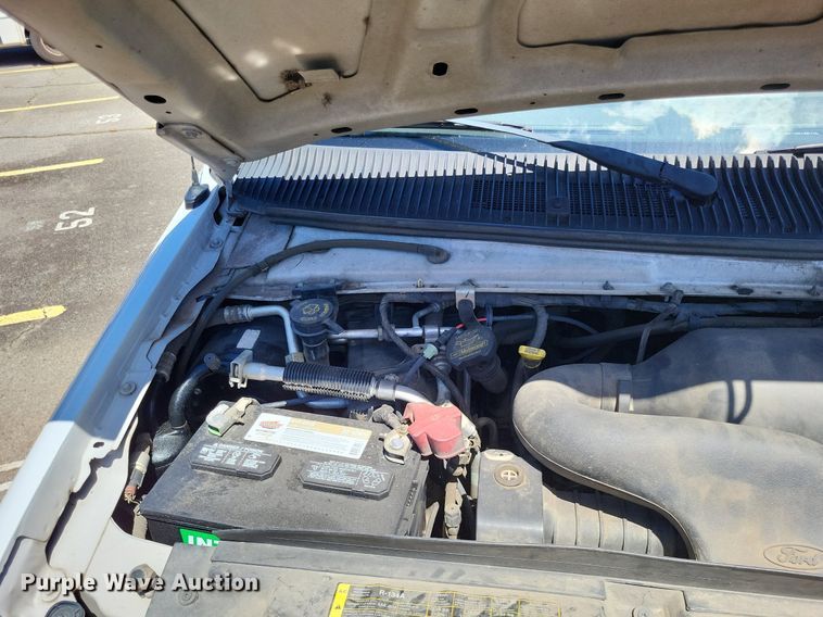 image for item DP5225 2014 Ford E350 Super Duty van