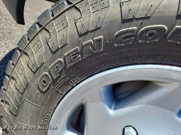 image for item DP5225 2014 Ford E350 Super Duty van