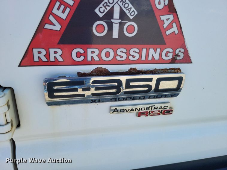 image for item DP5225 2014 Ford E350 Super Duty van