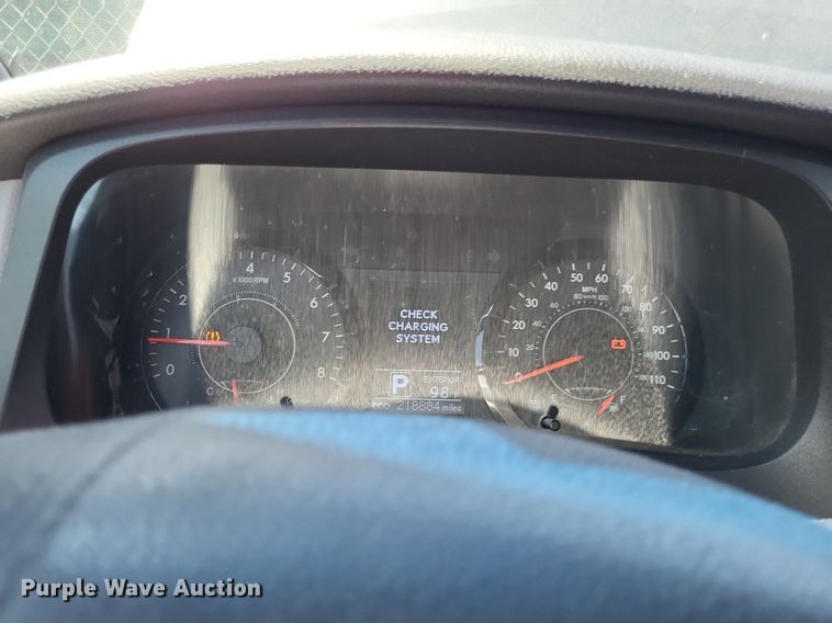 image for item DP5226 2015 Toyota  Sienna  van