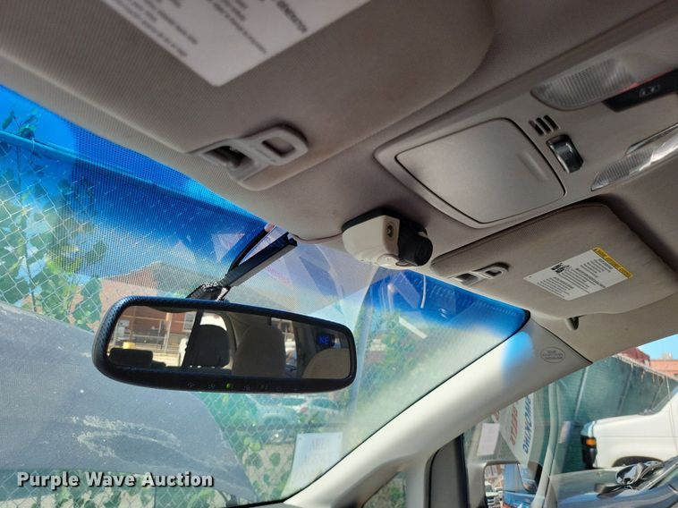 image for item DP5226 2015 Toyota  Sienna  van