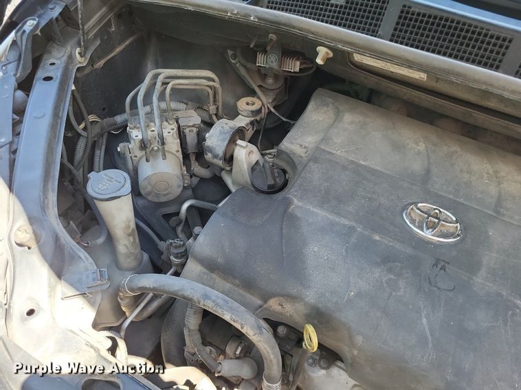 image for item DP5226 2015 Toyota  Sienna  van