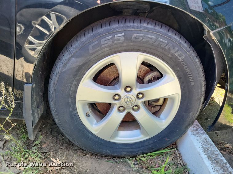 image for item DP5226 2015 Toyota  Sienna  van