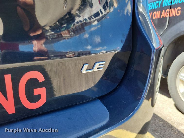 image for item DP5226 2015 Toyota  Sienna  van