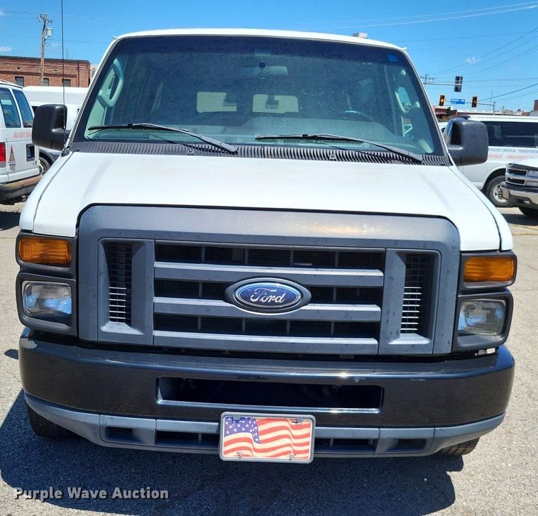 image for item DP5227 2014 Ford E350 Super Duty van