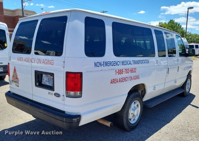 image for item DP5227 2014 Ford E350 Super Duty van