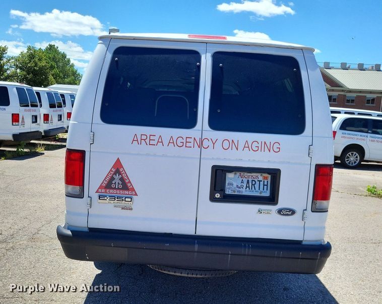 image for item DP5227 2014 Ford E350 Super Duty van