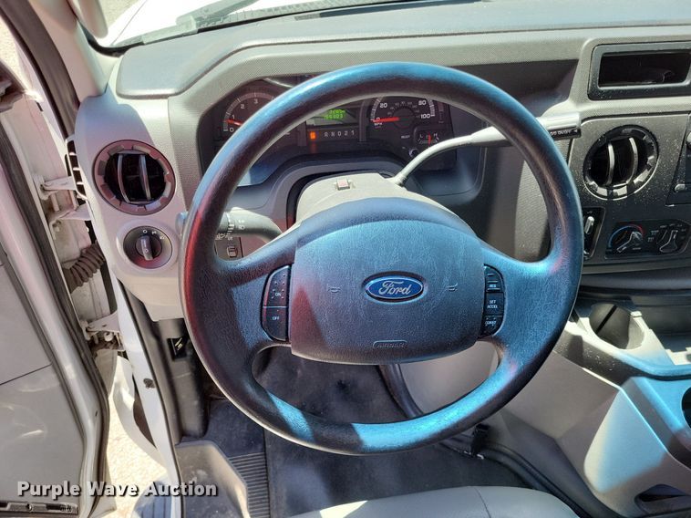 image for item DP5227 2014 Ford E350 Super Duty van