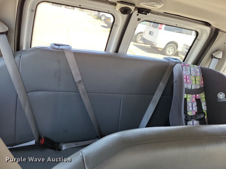 image for item DP5227 2014 Ford E350 Super Duty van