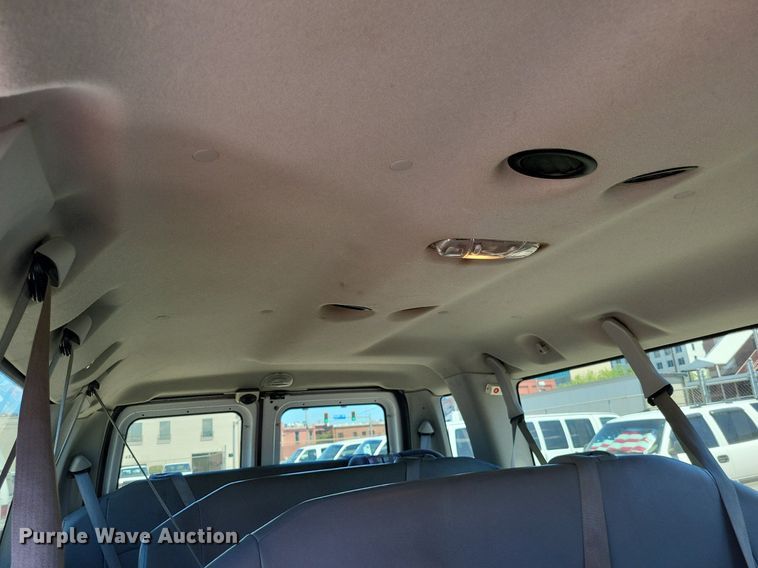 image for item DP5227 2014 Ford E350 Super Duty van