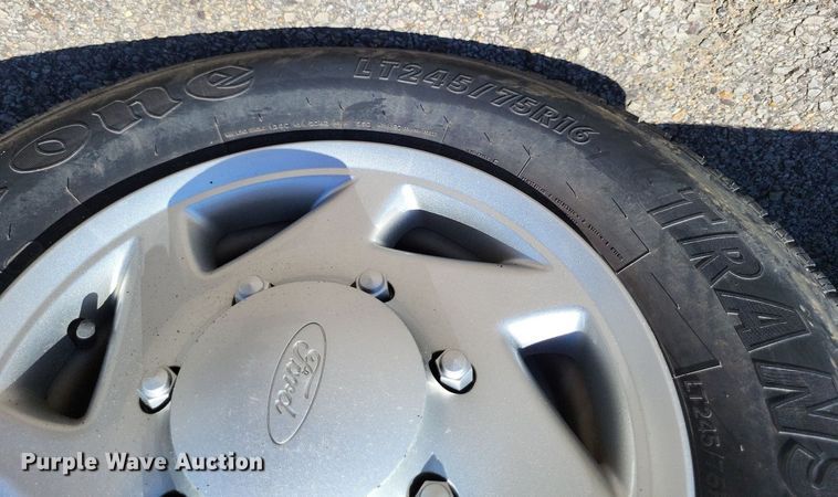 image for item DP5227 2014 Ford E350 Super Duty van