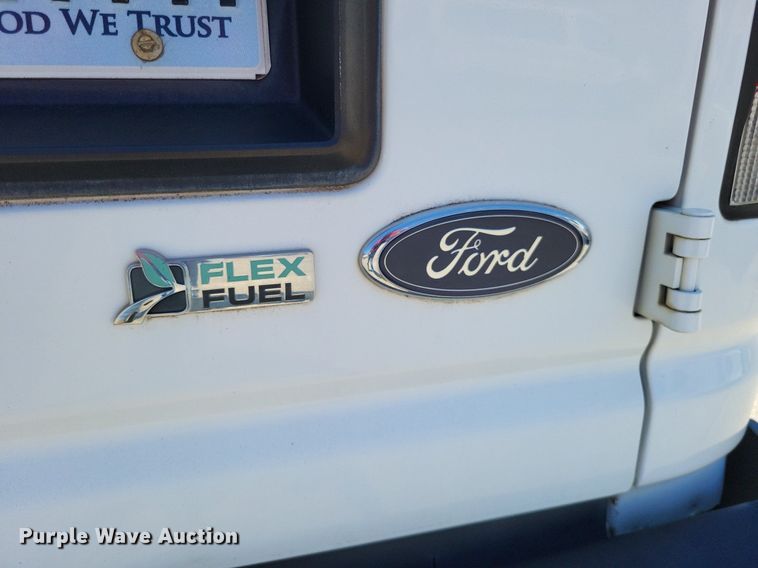image for item DP5227 2014 Ford E350 Super Duty van