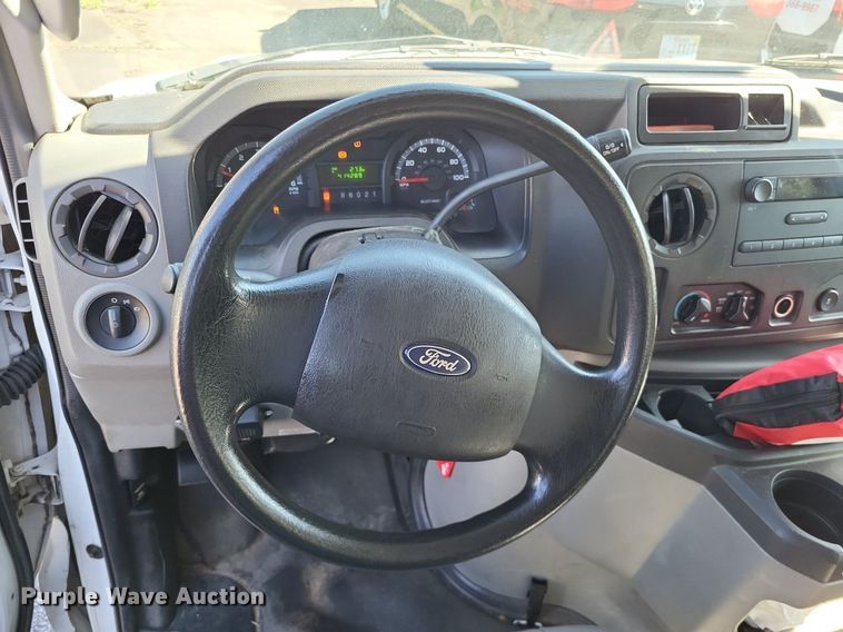 image for item DP5228 2009 Ford E350  handicap accessible van