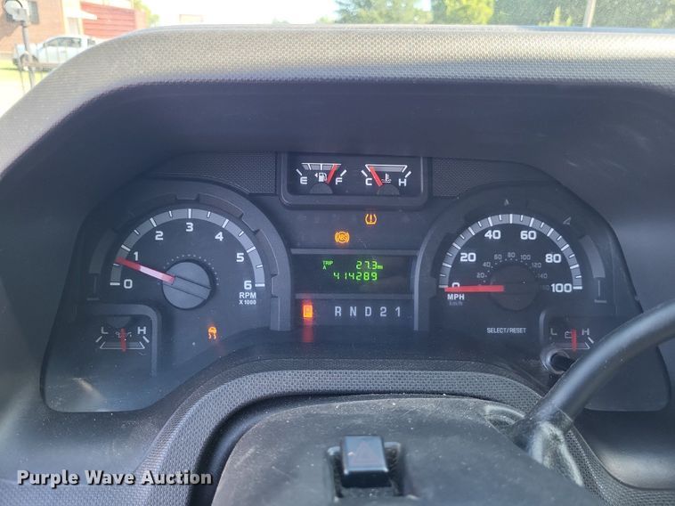 image for item DP5228 2009 Ford E350  handicap accessible van