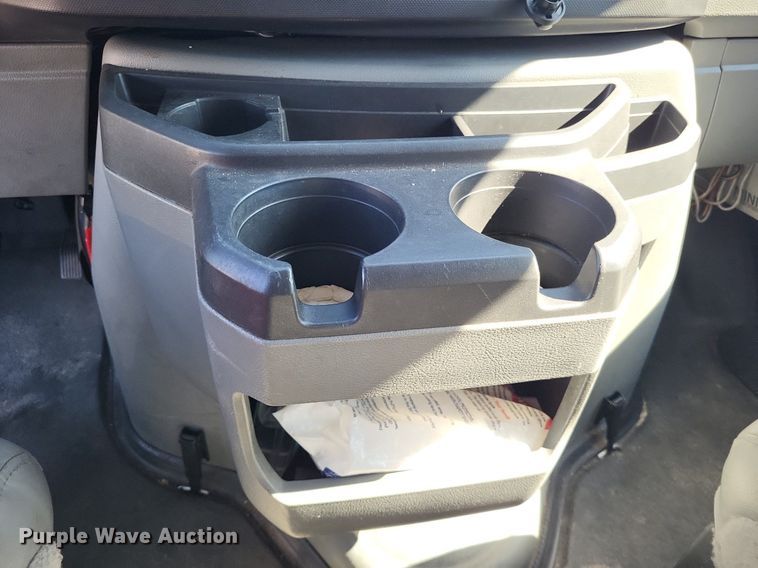 image for item DP5228 2009 Ford E350  handicap accessible van