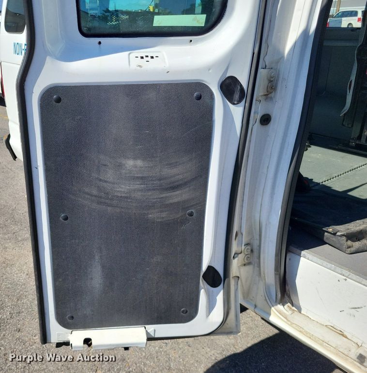 image for item DP5228 2009 Ford E350  handicap accessible van