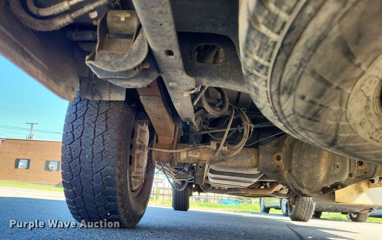 image for item DP5228 2009 Ford E350  handicap accessible van