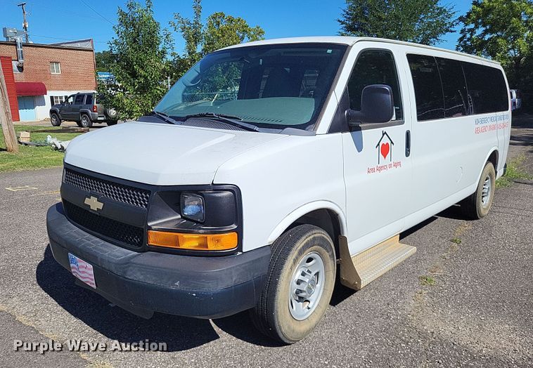 image for item DP5229 2014 Chevrolet Express 3500  van