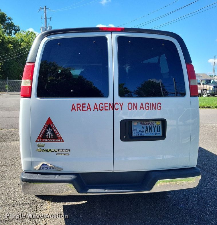 image for item DP5229 2014 Chevrolet Express 3500  van