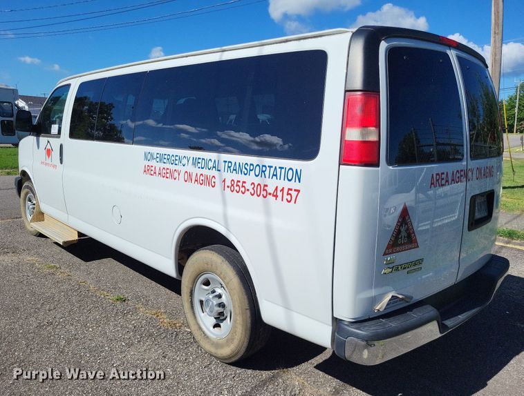 image for item DP5229 2014 Chevrolet Express 3500  van