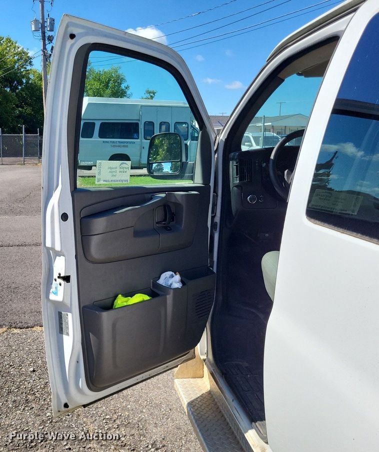 image for item DP5229 2014 Chevrolet Express 3500  van