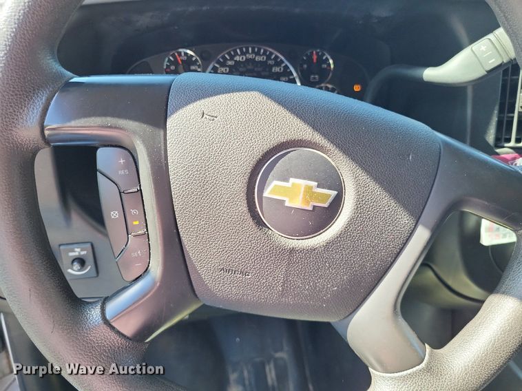 image for item DP5229 2014 Chevrolet Express 3500  van