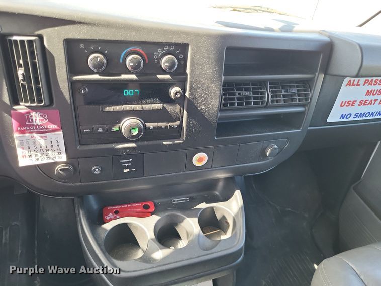 image for item DP5229 2014 Chevrolet Express 3500  van