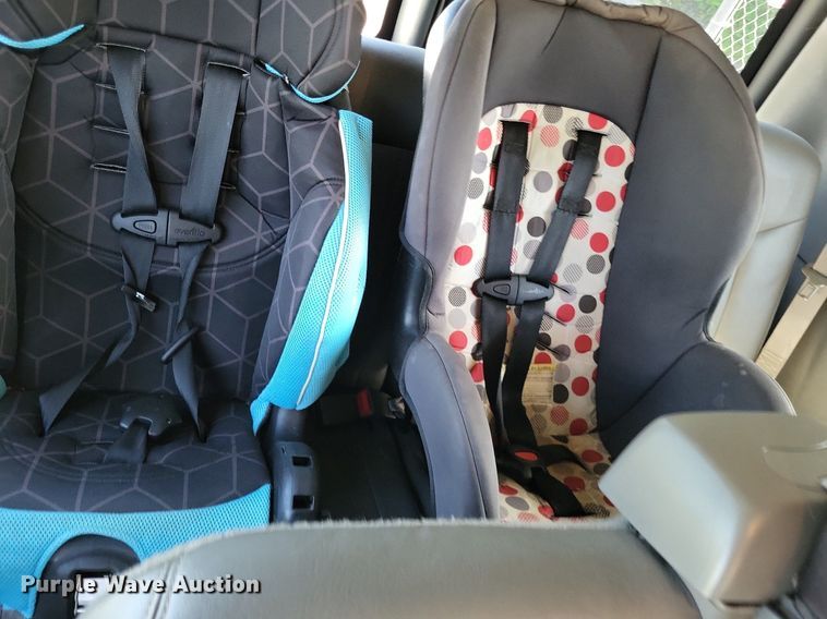 image for item DP5229 2014 Chevrolet Express 3500  van