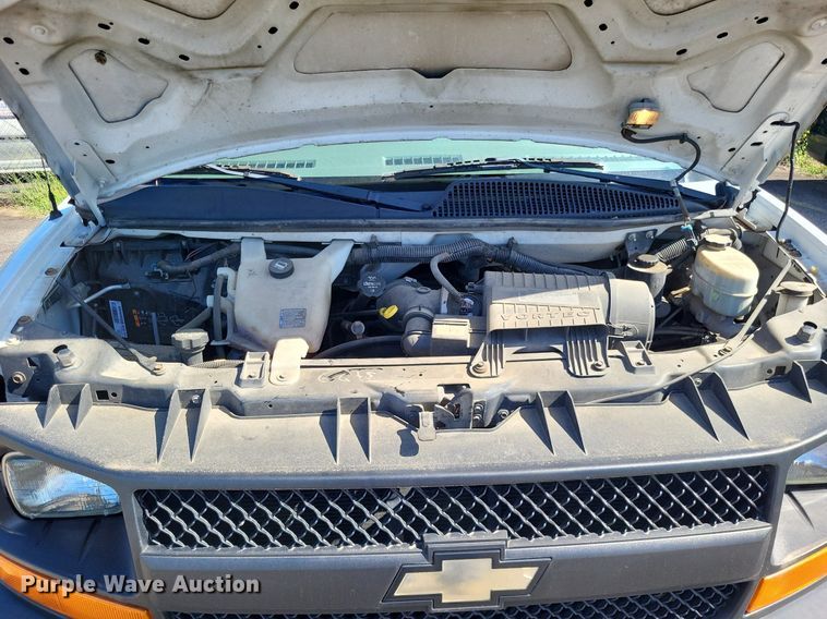image for item DP5229 2014 Chevrolet Express 3500  van
