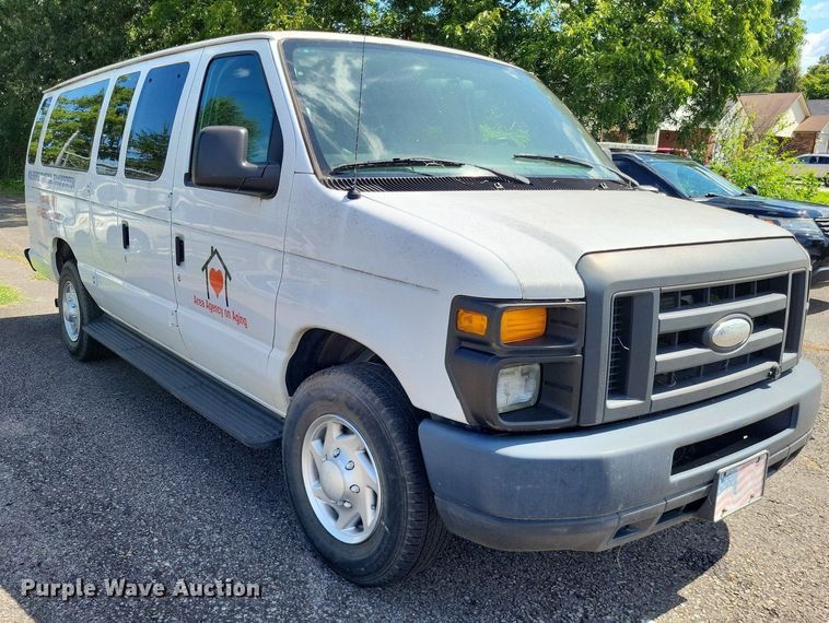image for item DP5230 2014 Ford E350 Super Duty  van