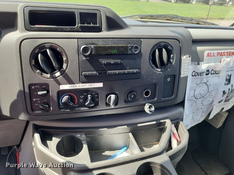 image for item DP5230 2014 Ford E350 Super Duty  van