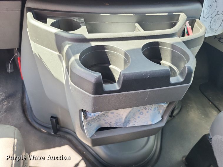 image for item DP5230 2014 Ford E350 Super Duty  van