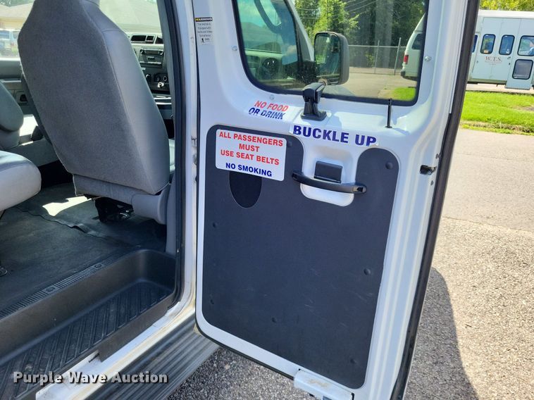 image for item DP5230 2014 Ford E350 Super Duty  van