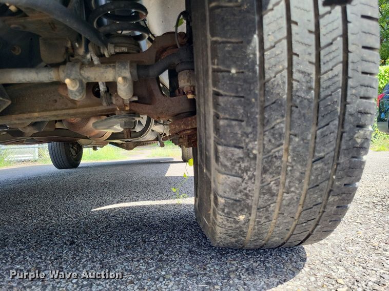 image for item DP5230 2014 Ford E350 Super Duty  van