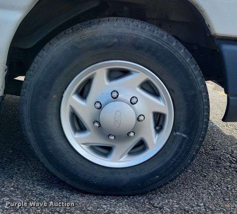 image for item DP5230 2014 Ford E350 Super Duty  van