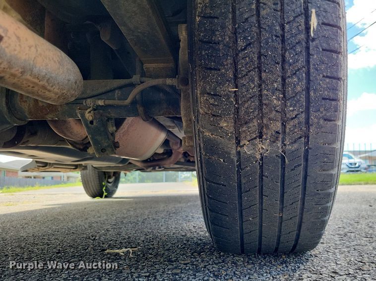 image for item DP5230 2014 Ford E350 Super Duty  van