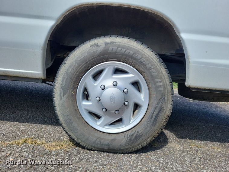 image for item DP5230 2014 Ford E350 Super Duty  van