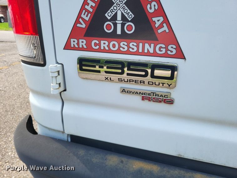 image for item DP5230 2014 Ford E350 Super Duty  van